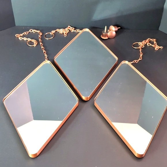 Umbra Diamond Shape Set Of 3 Copper Hanging Mirrors - Picture 2 of 5
